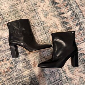 Capezzani Elegant Black Ankle Boots